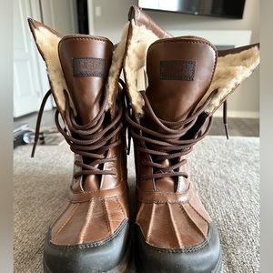UGG Butte insulated and waterproof boot